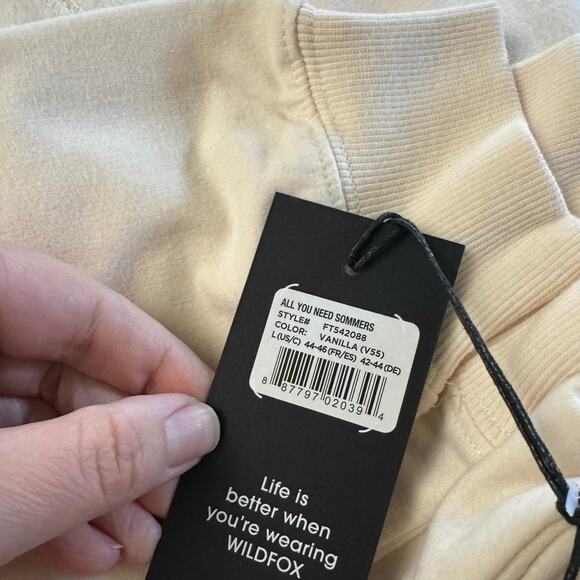 WILDFOX All You Need Is Love Crewneck Sweatshirt Graphic Print Beatles Large NWT - Picture 7 of 8